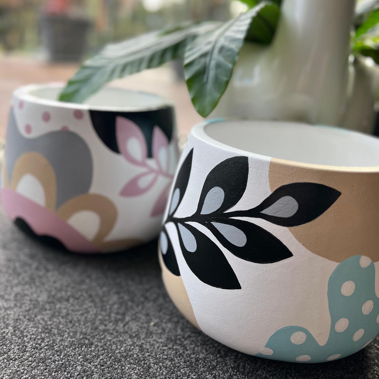 Painting Mugs! Paint New Life Into Old Mugs - Upcycle My Stuff